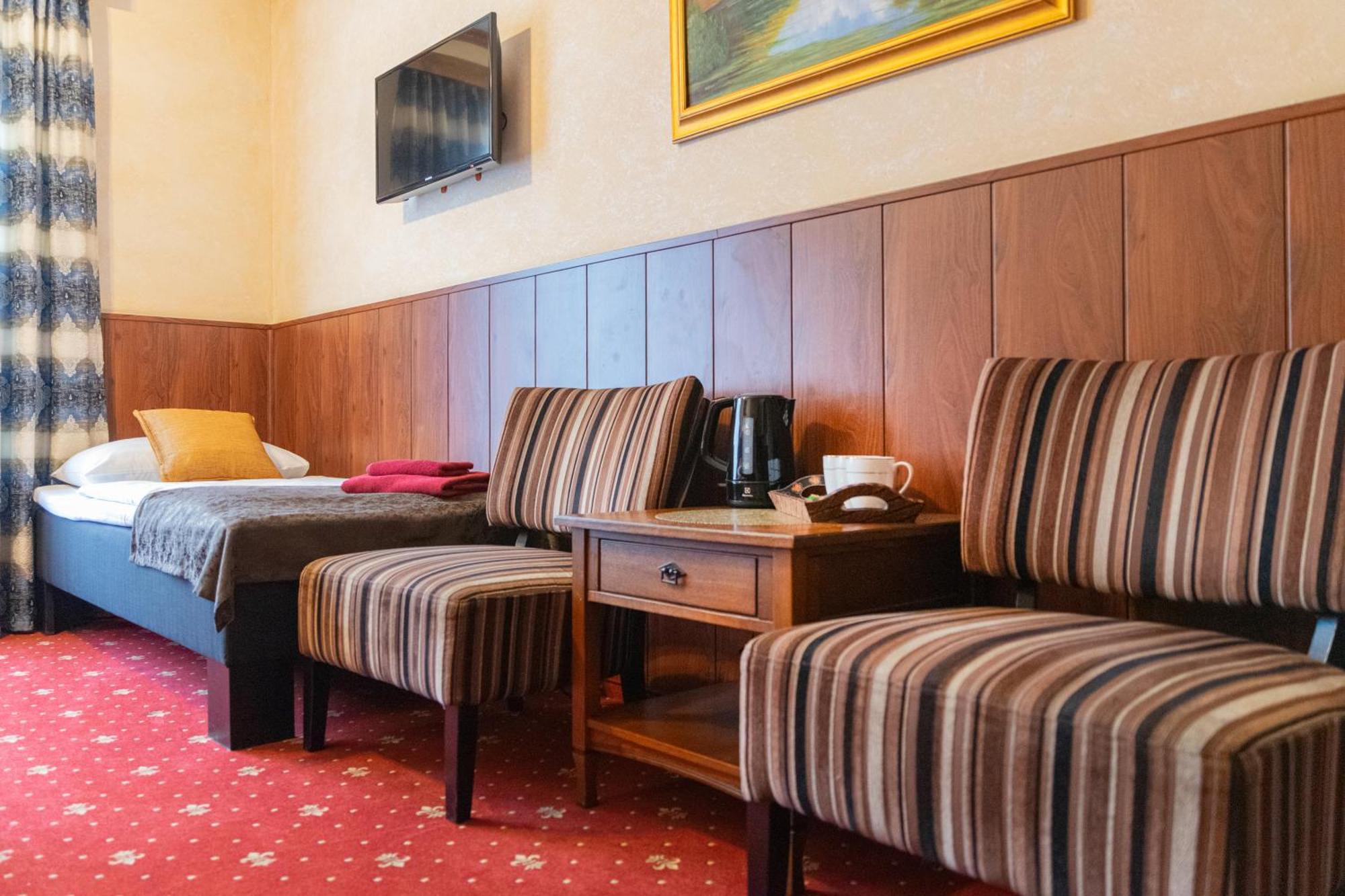 Hansa Hotel Тарту Экстерьер фото